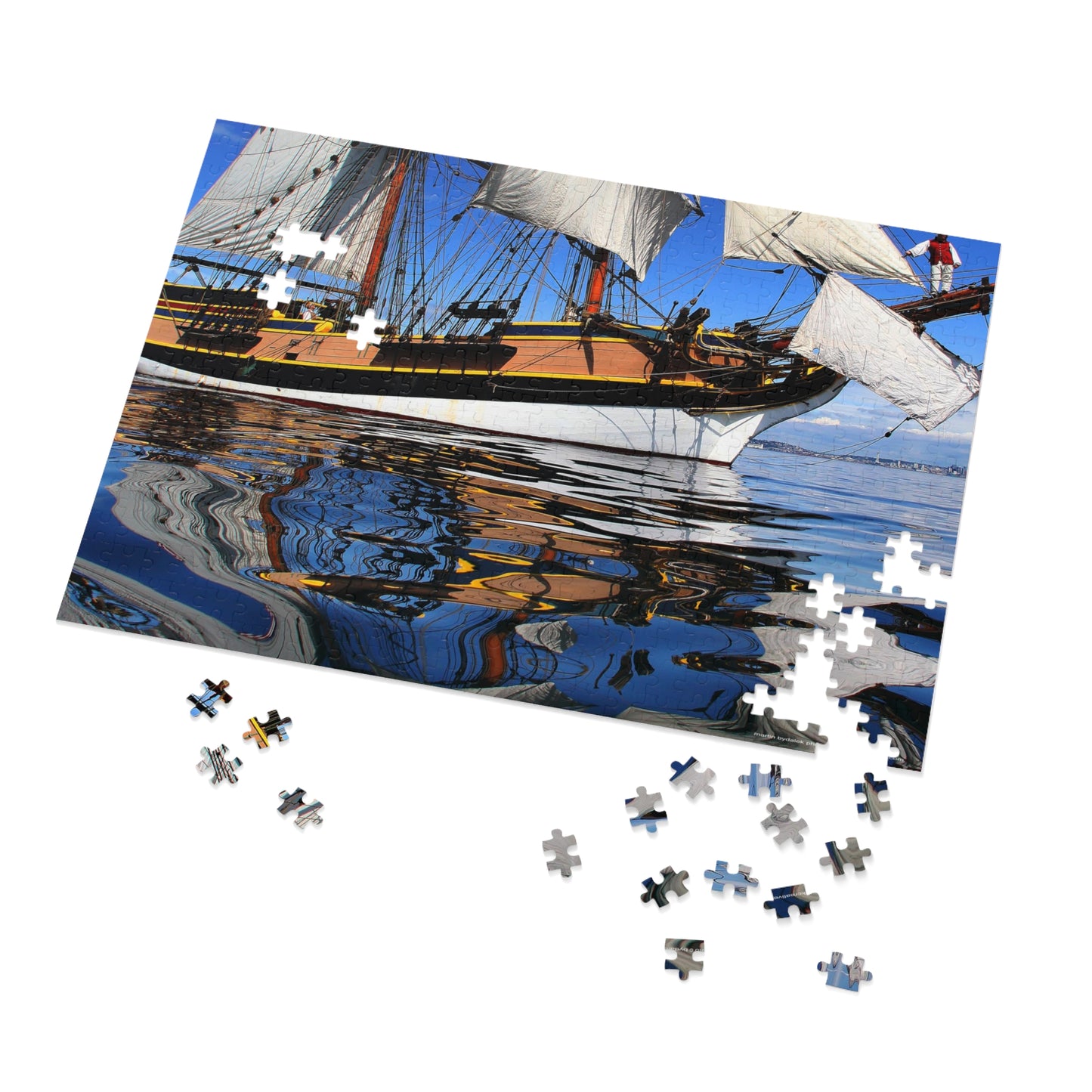 Reflecting Elegance Jigsaw Puzzle (30, 110, 252, 500,1000-Piece)