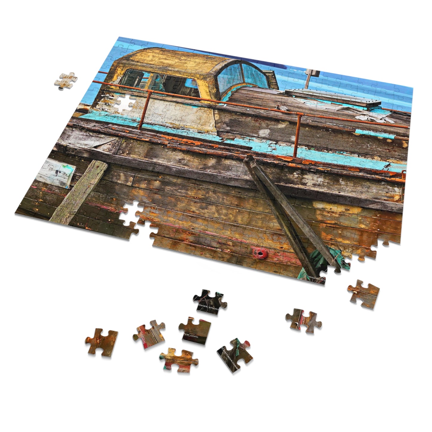 Weathered Charm Jigsaw Puzzle (30, 110, 252, 500,1000-Piece)